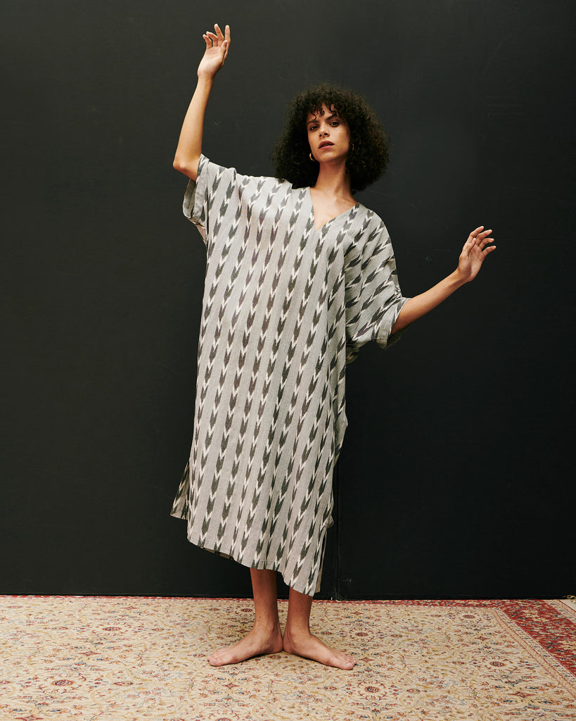 Mona long caftan in Ikat print front