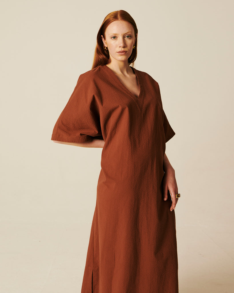 Mona long caftan in tan